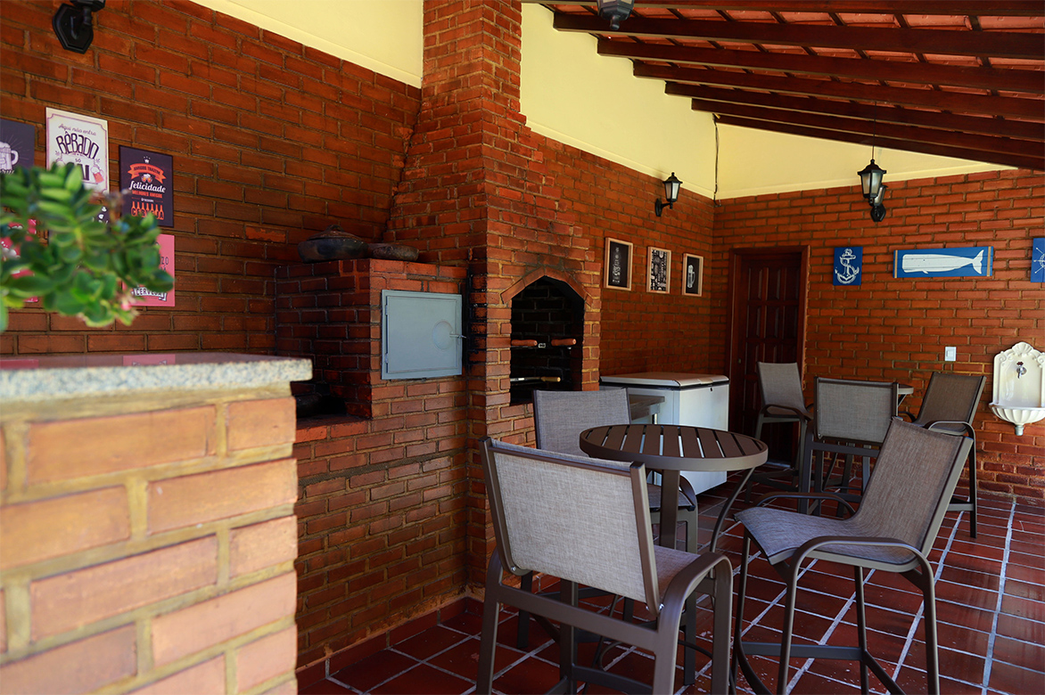 Casa Amarela Colonial - Churrasqueira-02