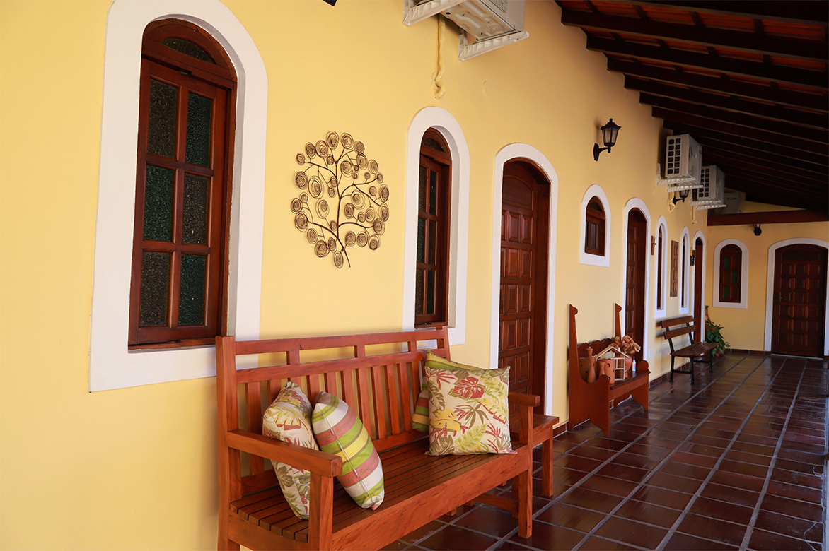 Casa Amarela Colonial - Varanda-01